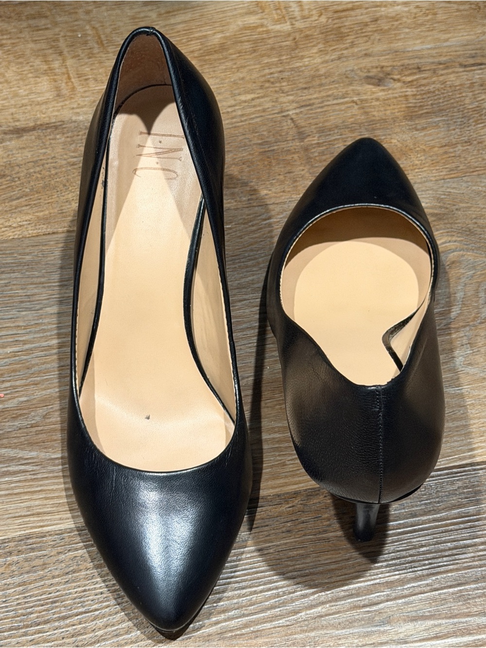 INC International Concepts Black Pointed Toe Pumps